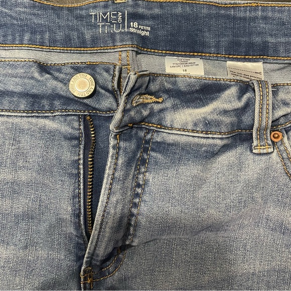 Time and Tru size 18 petit straight leg jeans EUC - Picture 1 of 5